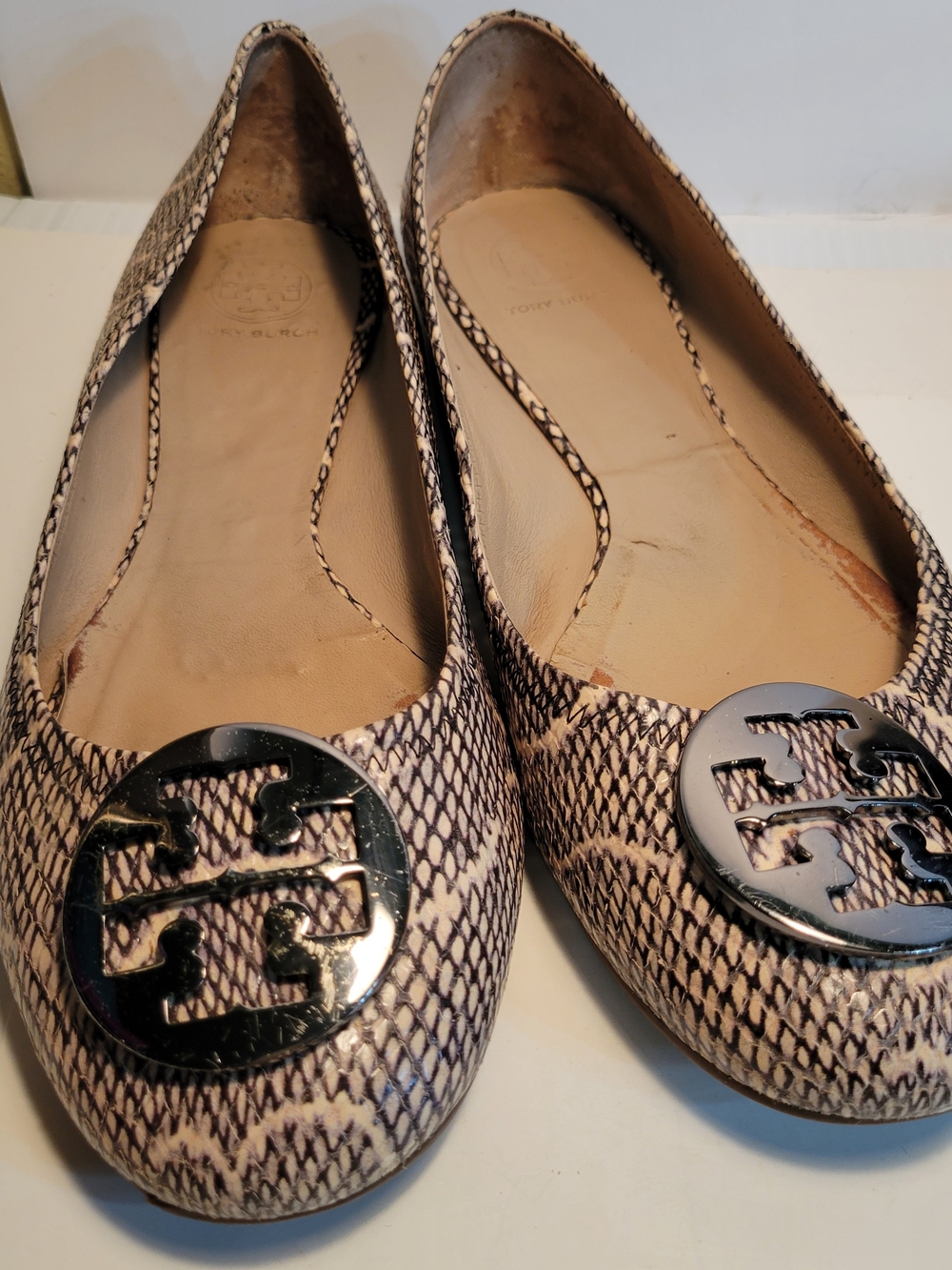 Tory Burch Reva Snake-Print Leather Ballet Flats in Beige Size 10